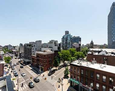899 Fulton St - Photo Thumbnail 12