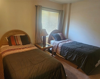 5082 Sanlin Dr - Photo Thumbnail 7
