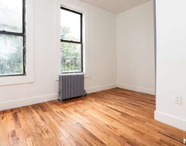 88 Menahan St - Photo Thumbnail 9