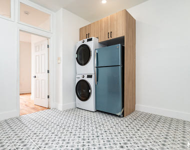 88 Menahan St - Photo Thumbnail 4