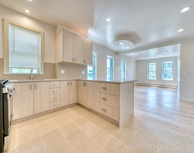 31-90 33rd Street - Photo Thumbnail 7