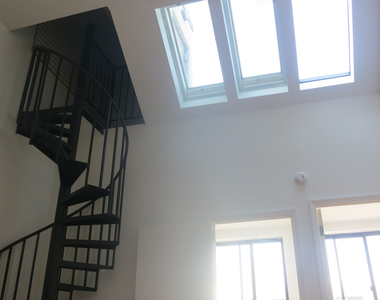 324 Melrose St - Photo Thumbnail 13