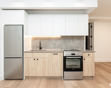 585 Knickerbocker Ave - Photo Thumbnail 7