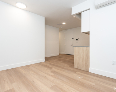 585 Knickerbocker Ave - Photo Thumbnail 1