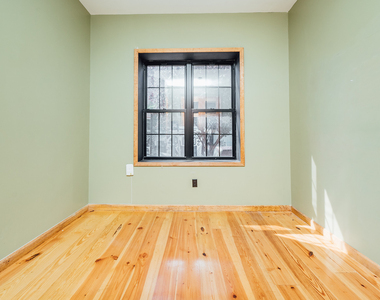  208 Starr St - Photo Thumbnail 10