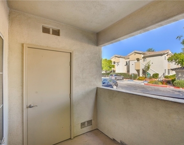 1310 Red Gable Lane - Photo Thumbnail 12