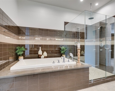 483 Toucan Ridge Court - Photo Thumbnail 33