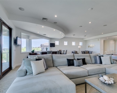 483 Toucan Ridge Court - Photo Thumbnail 41