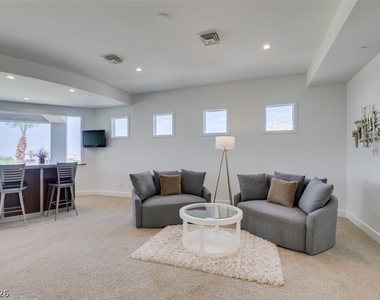 483 Toucan Ridge Court - Photo Thumbnail 38