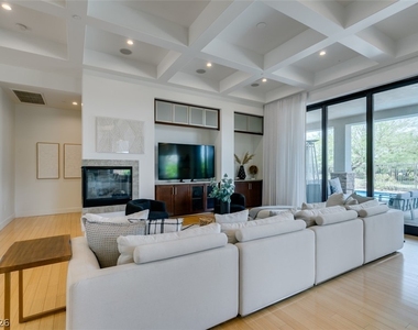 483 Toucan Ridge Court - Photo Thumbnail 9