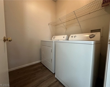 8250 N Grand Canyon Drive - Photo Thumbnail 12