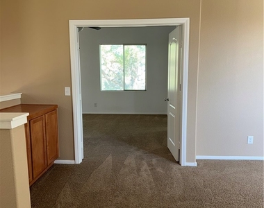 10519 Allegrini Drive - Photo Thumbnail 16