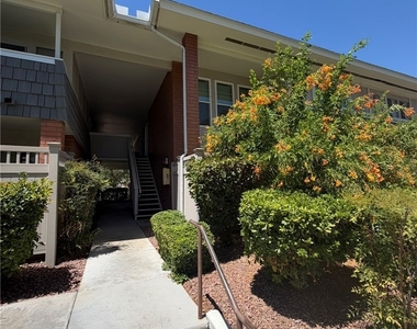 650 Oakmont Avenue - Photo Thumbnail 15