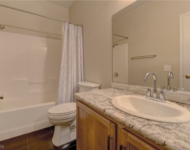1310 Red Gable Lane - Photo Thumbnail 17