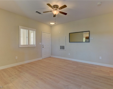 1310 Red Gable Lane - Photo Thumbnail 6