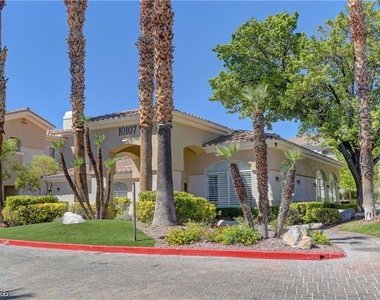 1310 Red Gable Lane - Photo Thumbnail 20