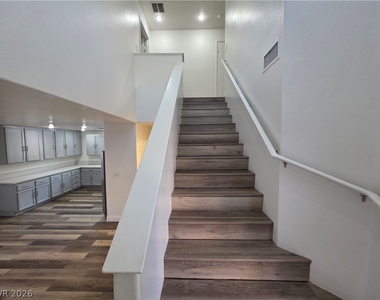 4355 Holden Street - Photo Thumbnail 10