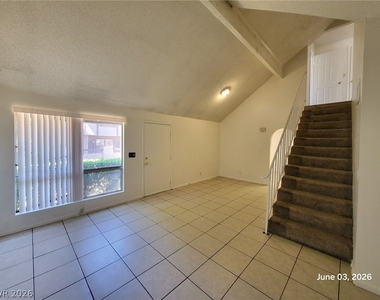 4456 Buena Vista Drive - Photo Thumbnail 4