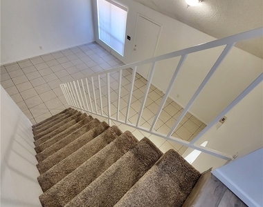 4456 Buena Vista Drive - Photo Thumbnail 7