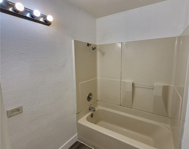 4456 Buena Vista Drive - Photo Thumbnail 12