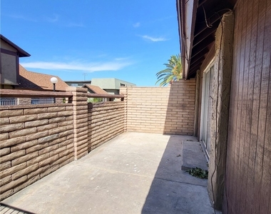 4456 Buena Vista Drive - Photo Thumbnail 19