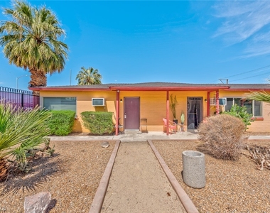 210 N 10th Street - Photo Thumbnail 1