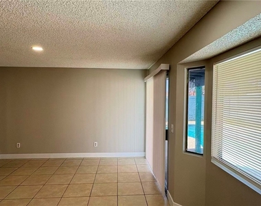 4325 Newcastle Road - Photo Thumbnail 7