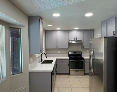 4325 Newcastle Road - Photo Thumbnail 6