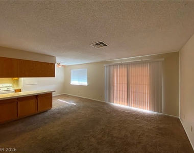 101 Luna Way - Photo Thumbnail 2