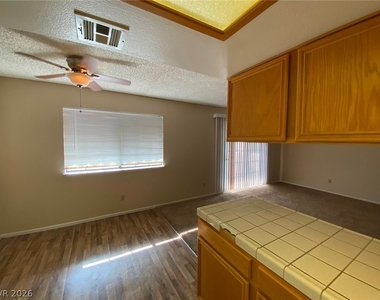 101 Luna Way - Photo Thumbnail 11