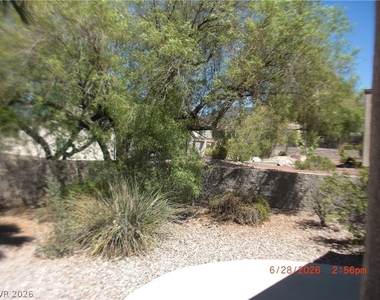 2160 Burris Hill Drive - Photo Thumbnail 12