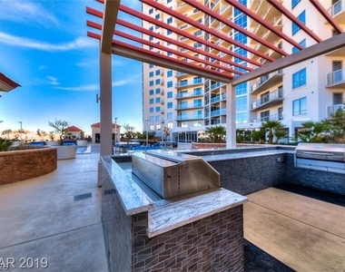 200 W Sahara Avenue - Photo Thumbnail 10