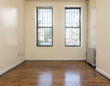 300 Jefferson St  - Photo Thumbnail 6