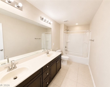2716 Graceful Grove Avenue - Photo Thumbnail 17