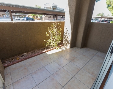8070 W Russell Road - Photo Thumbnail 15