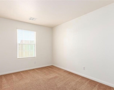 8331 Embry Hills Street - Photo Thumbnail 9