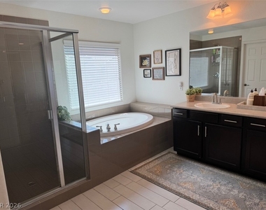 2925 Green Falls Avenue - Photo Thumbnail 15