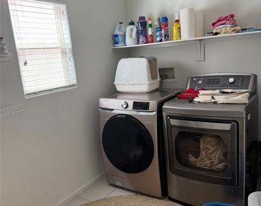 2925 Green Falls Avenue - Photo Thumbnail 21