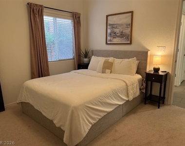 2925 Green Falls Avenue - Photo Thumbnail 6