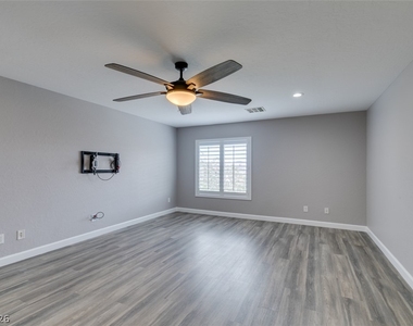 1129 Emanuel Street - Photo Thumbnail 27