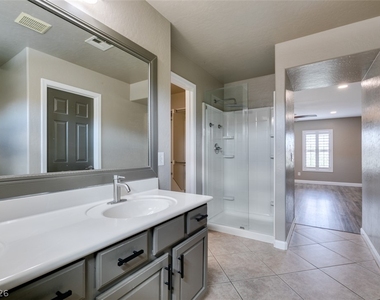 1129 Emanuel Street - Photo Thumbnail 40