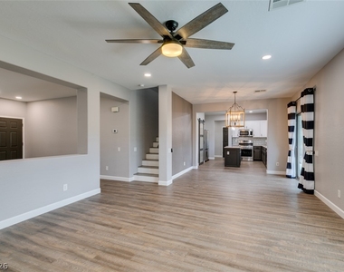 1129 Emanuel Street - Photo Thumbnail 14