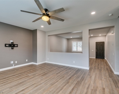 1129 Emanuel Street - Photo Thumbnail 10