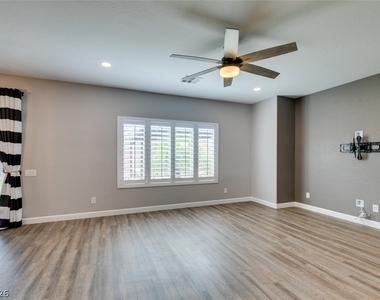 1129 Emanuel Street - Photo Thumbnail 8