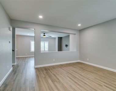 1129 Emanuel Street - Photo Thumbnail 3