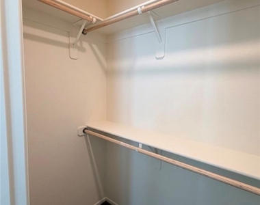 4980 Apple Mesa Avenue - Photo Thumbnail 17