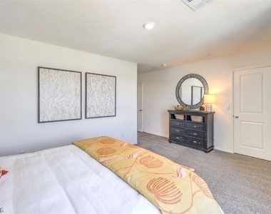 4980 Apple Mesa Avenue - Photo Thumbnail 38