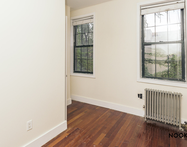 194 Humboldt St  - Photo Thumbnail 5