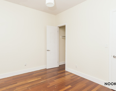 194 Humboldt St  - Photo Thumbnail 3