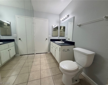 1405 Vegas Valley Drive - Photo Thumbnail 16